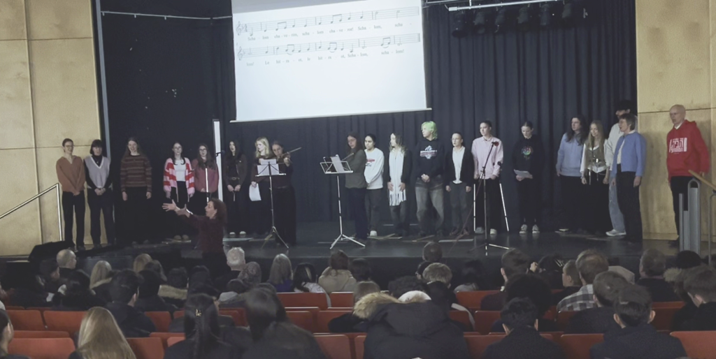 Shalom Chaverim im Kanon